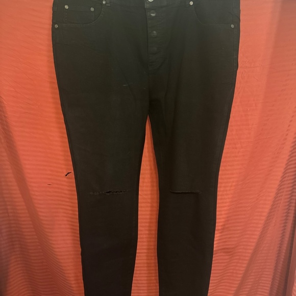 Pants - Picture 14 of 15